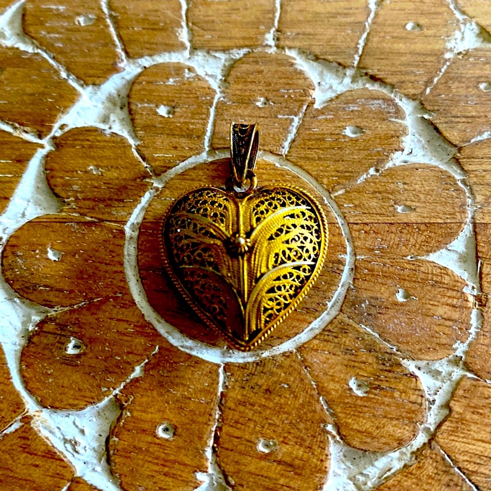 Good heart pendant